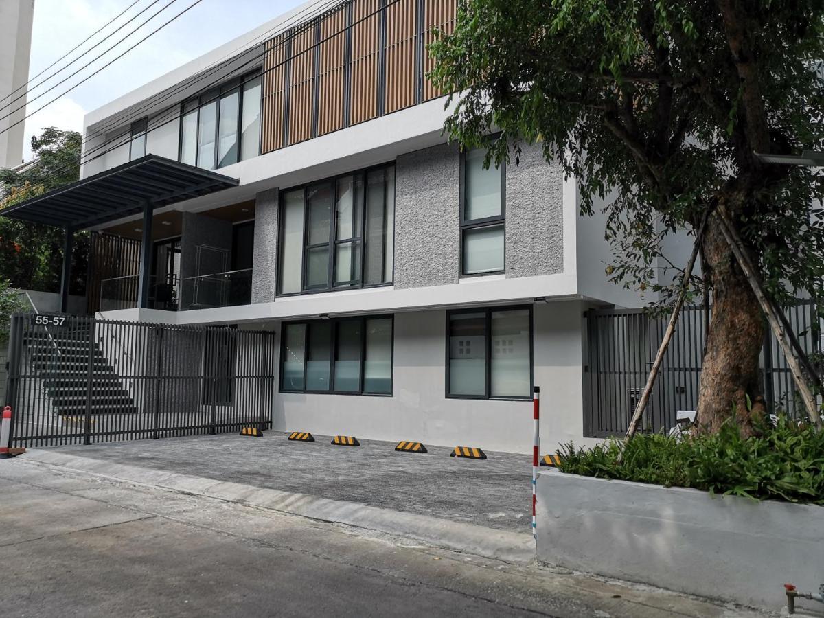 Mayflower House Apartamento Bangkok Exterior foto